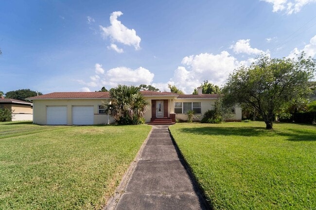 Building Photo - 61 Avista Cir