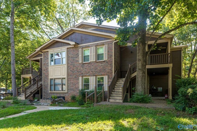 Building Photo - 2124 Greenwood Pl SW