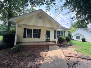 Building Photo - 104 Brazington Ct