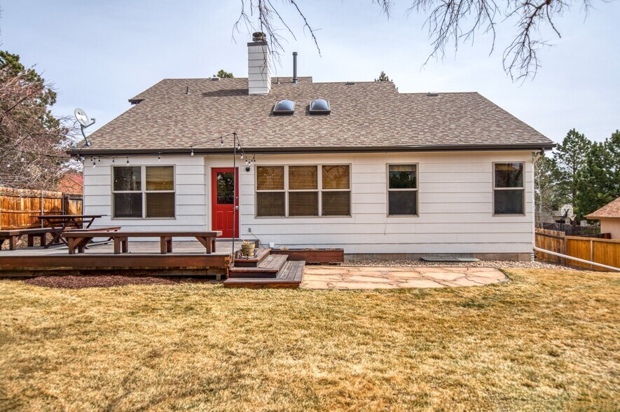 Back of house - 5165 Granby Cir