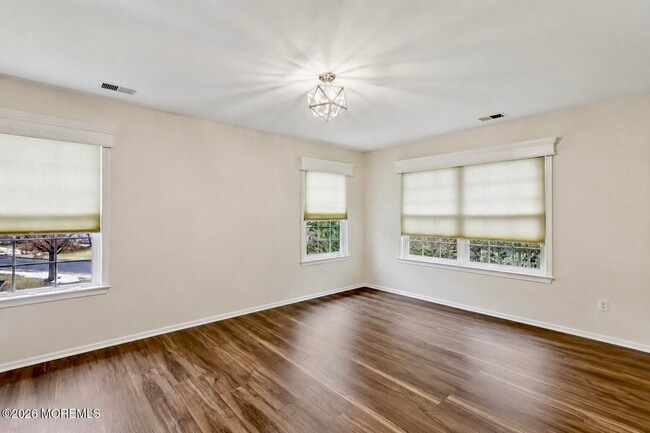 Building Photo - 413 Yorkshire Pl