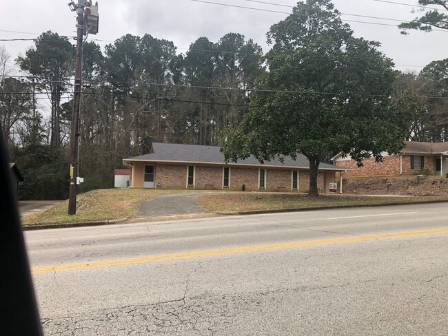 Primary Photo - 2 Bedroom duplex in LISD