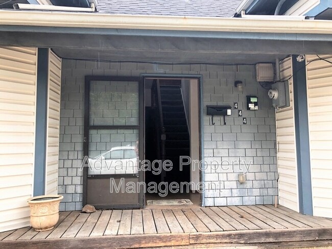 Building Photo - 444 NW 17th St