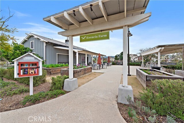 Building Photo - 26 Yerra St