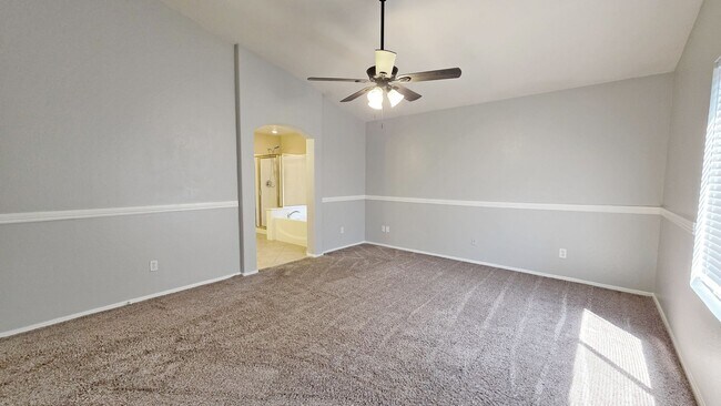 Building Photo - Beautiful Augusta Ranch Home Available Now!