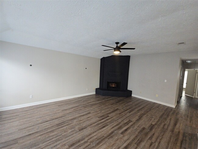 Building Photo - 10935 Indian Vista Dr