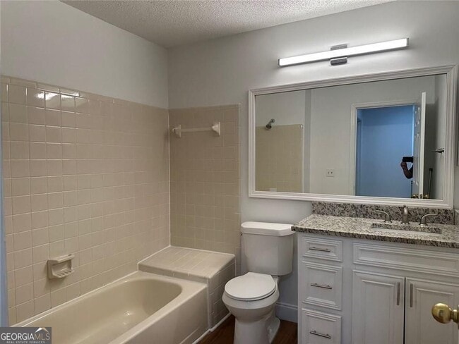 Building Photo - 1290 Sweet Woods Dr