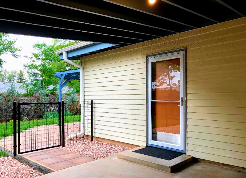 Building Photo - 821 Juniper Ln
