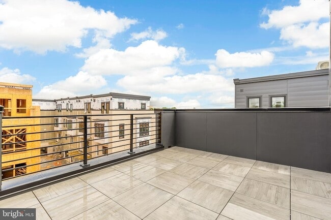 Building Photo - 39 Lower Service Ct NW