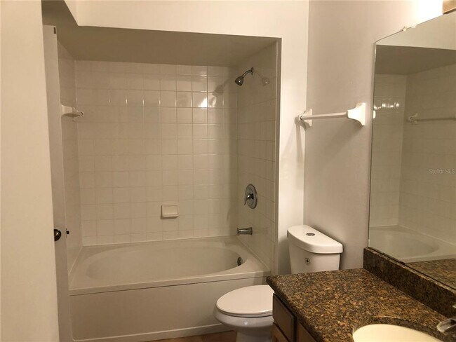 Building Photo - 482 N Pin Oak Pl