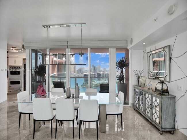 Building Photo - 3370 Hidden Bay Dr