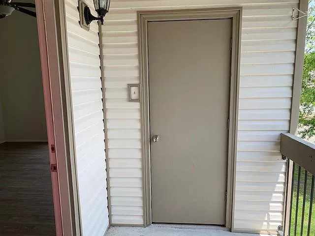 Building Photo - 312 Parkview Blvd