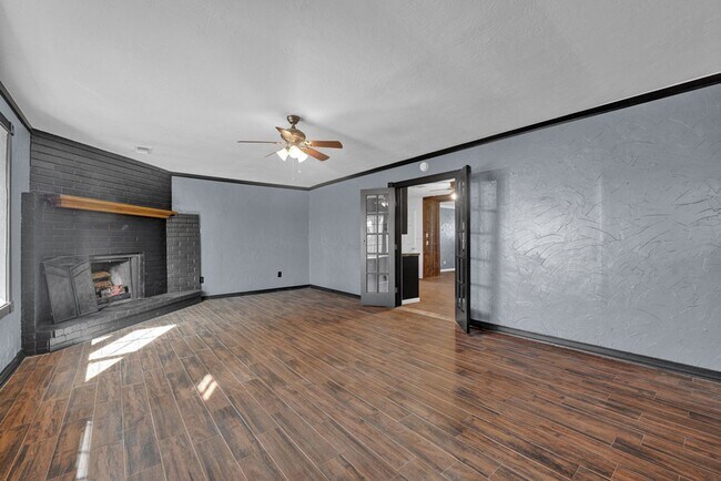 Building Photo - 2918 S Dallas St