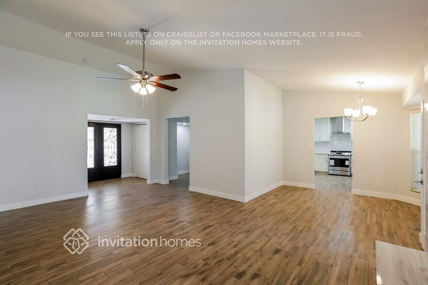Building Photo - 1328 W Brooks St