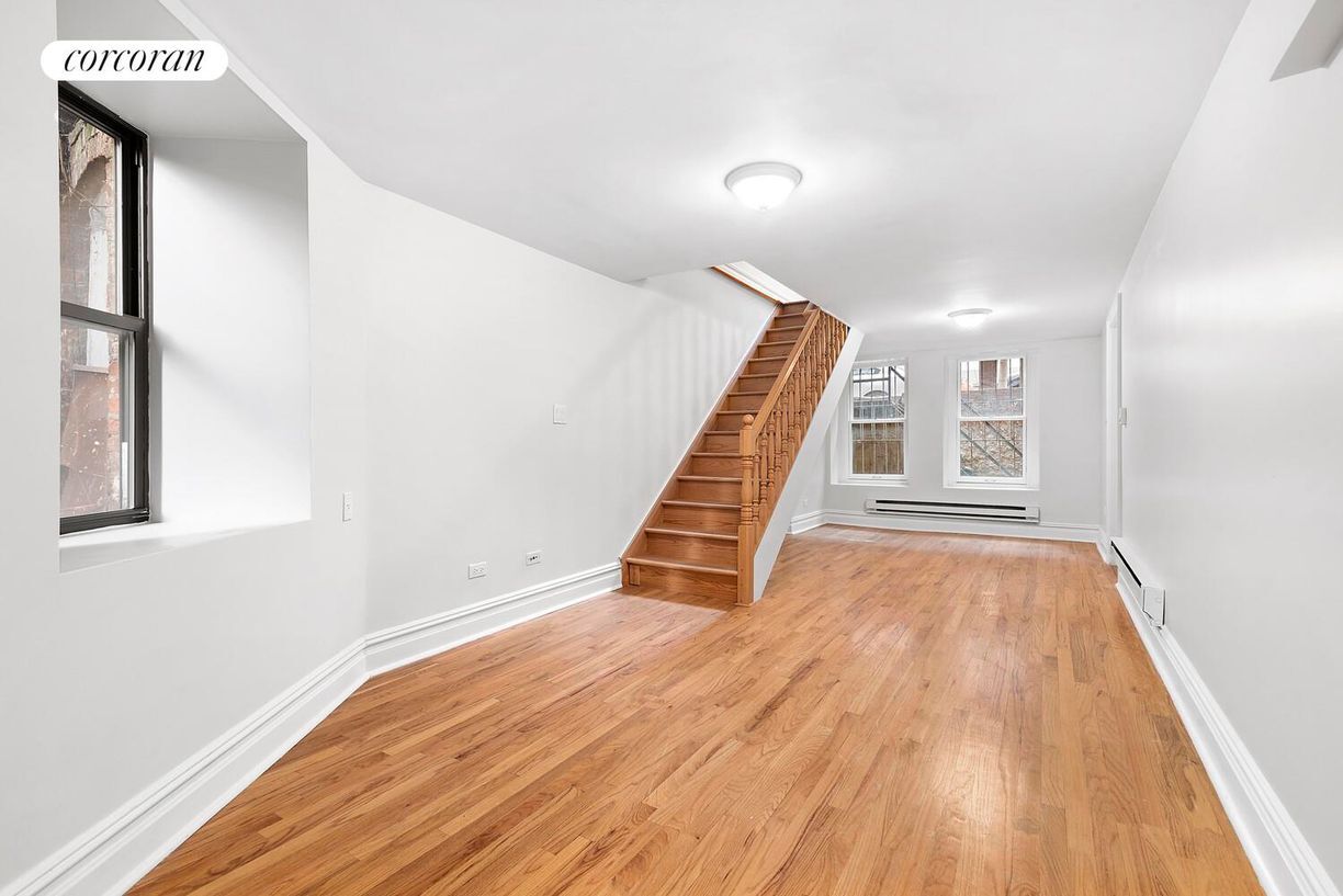 Building Photo - 11 1/2 W 84th St