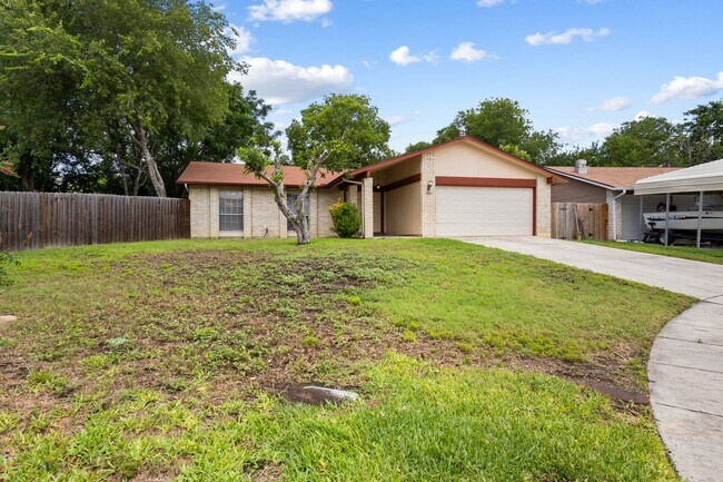 Primary Photo - 3 Bedroom/2 Bath Camelot II Subdivision