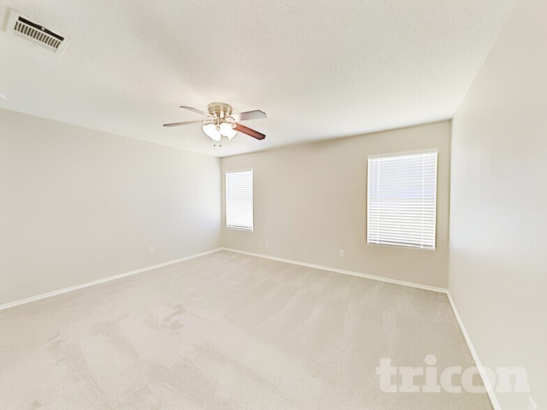 Building Photo - 135 Jefferson Dr