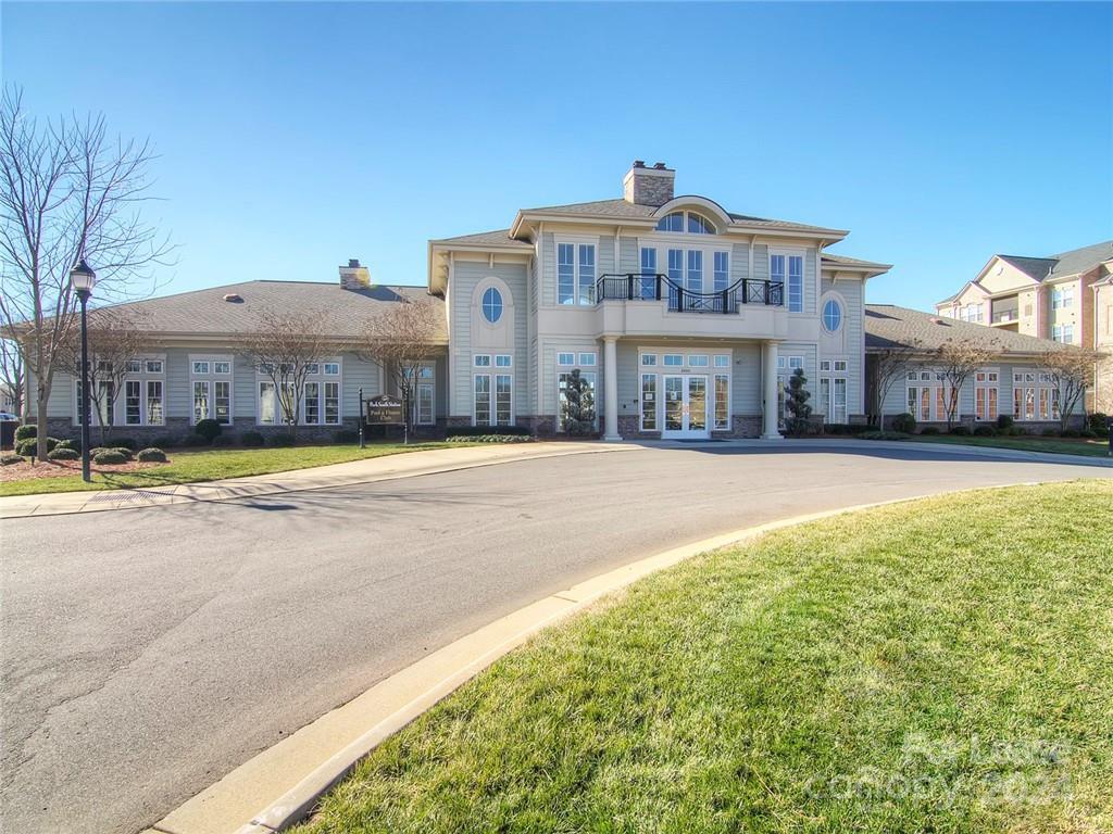 Building Photo - 5907 Carrollton Ln