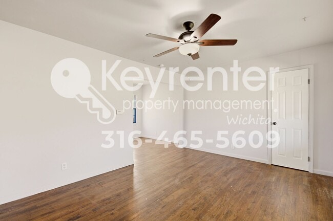 Building Photo - 2322 S Emporia St