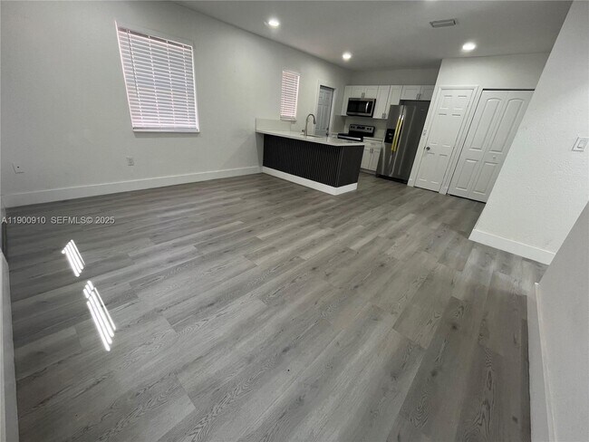 Building Photo - 1923 NW 66th St