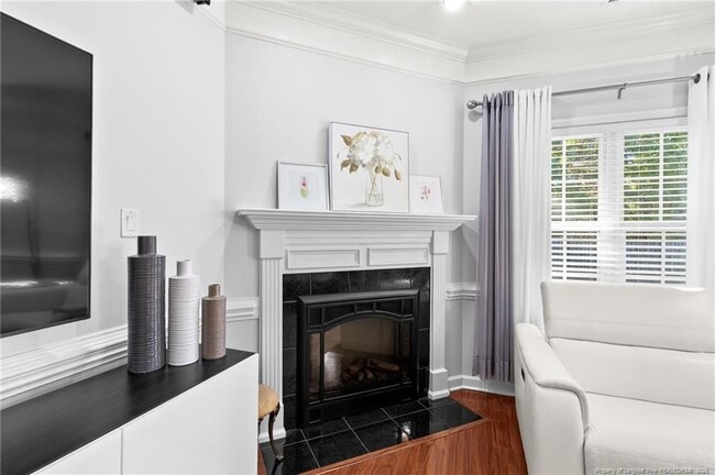 Building Photo - 1321 Braybrooke Pl