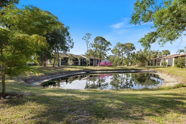 Building Photo - 772 Bird Bay Dr N