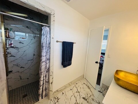 Building Photo - 27064 Omni Ln