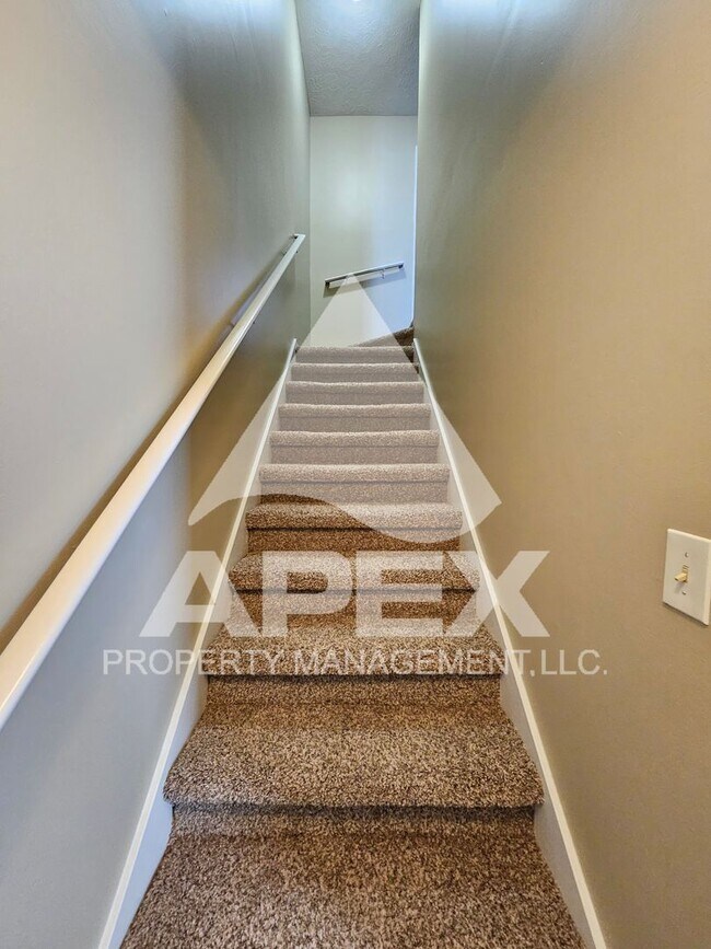 Building Photo - Nice 2 Bd | 1.5 Ba Townhouse in West Knox ...