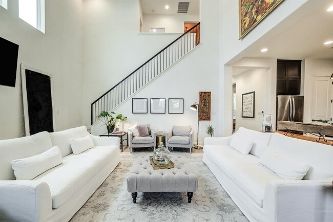 Building Photo - 4808 Globe Mallow Dr