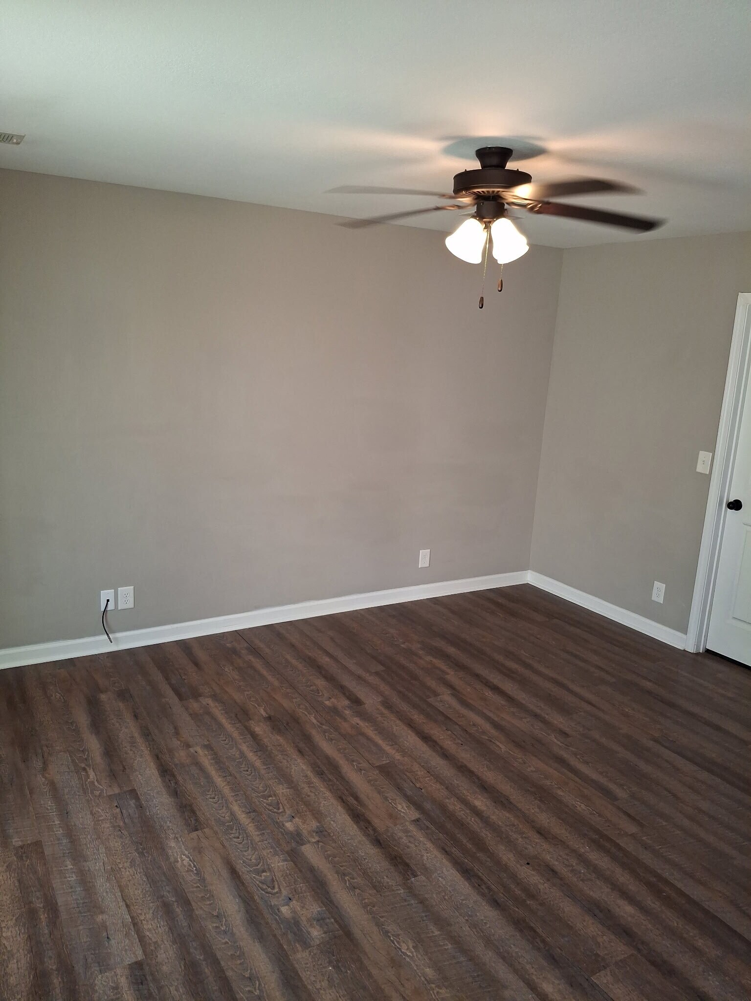 Building Photo - 798 Martin St