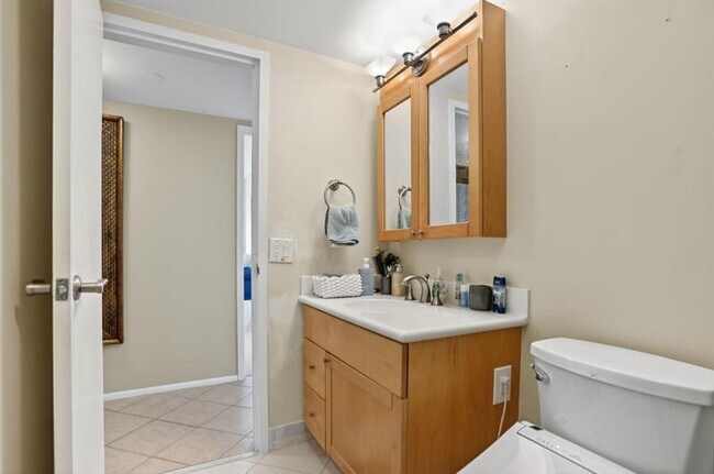Building Photo - 111 N Pompano Beach Blvd
