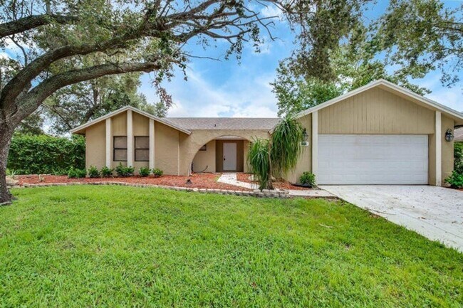 Building Photo - 2713 Yarmouth Dr