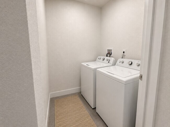 Building Photo - 1506 Ansbury Dr