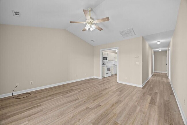 Building Photo - 5110 Deveron St