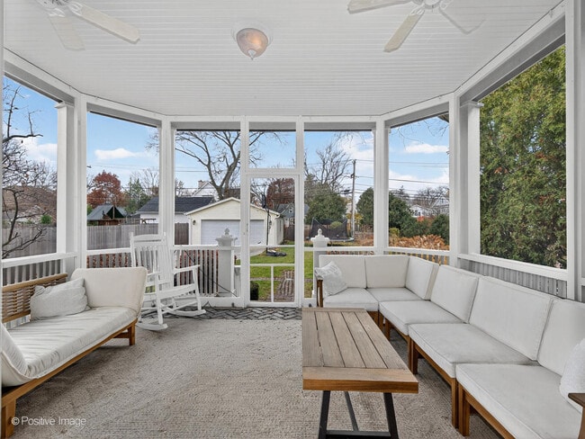 Building Photo - 4206 Central Ave