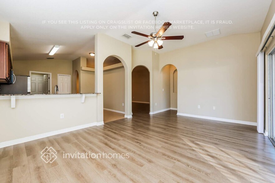 Building Photo - 7128 Royal George Ct