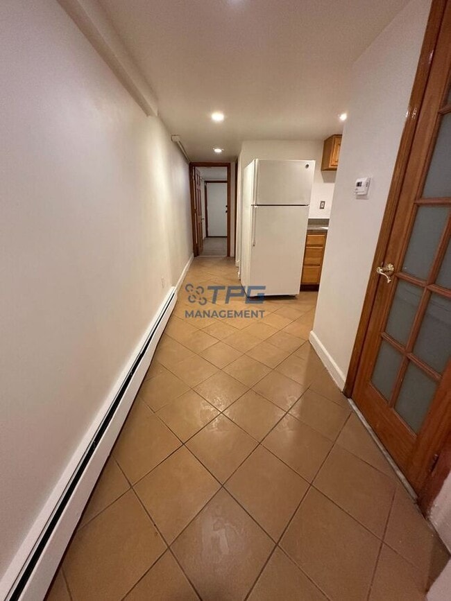 Building Photo - 235 Arlington Ave