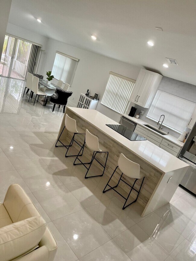 Building Photo - 5501  Grande Palm Circle  Delray Beach Fl ...