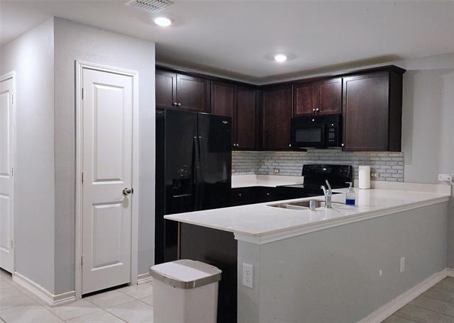 Building Photo - 228 Rubylace Dr