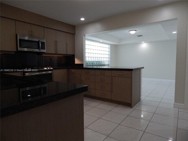 Building Photo - 11530 SW 92nd St