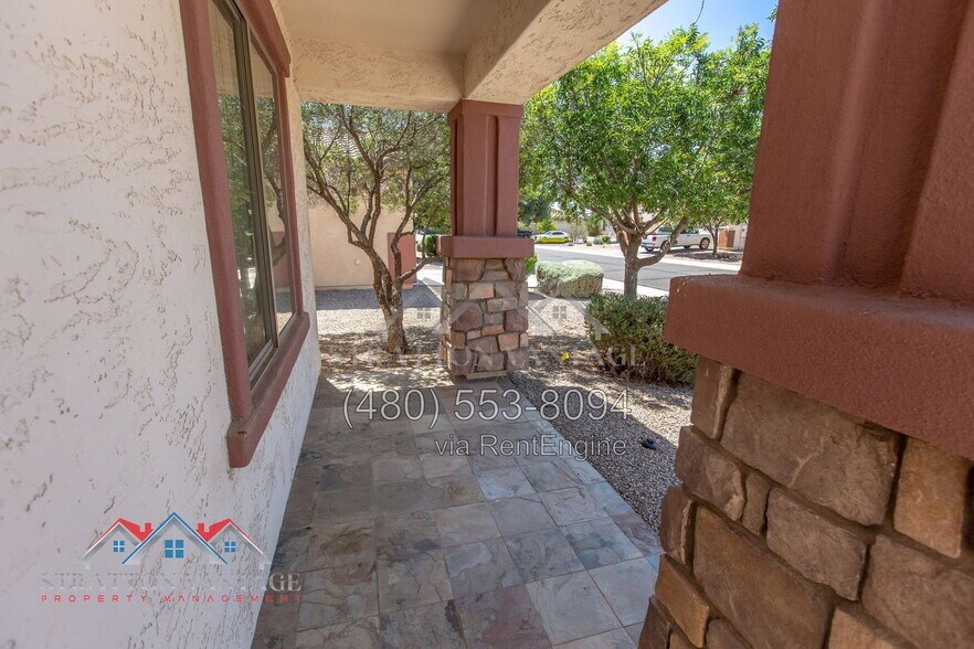Building Photo - 1679 E Irene Ct