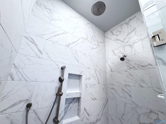 Building Photo - 209 St Louis St