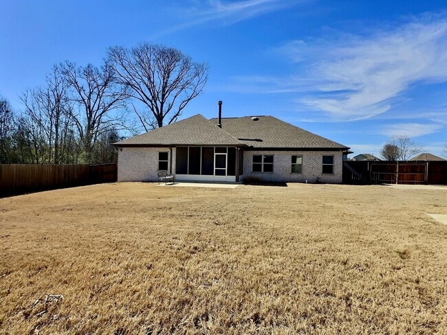 Building Photo - For Rent - Highly Desirable Summerfield, D...
