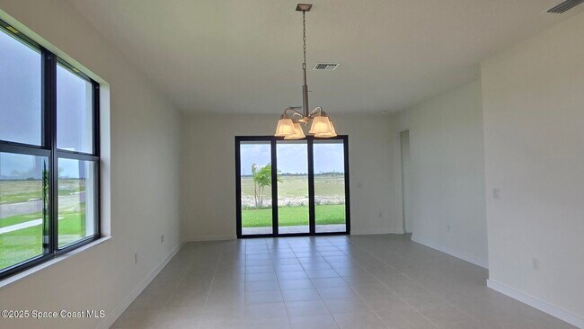 Building Photo - 8578 Rocard Ct