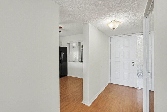 Building Photo - 8030 Hampton Blvd