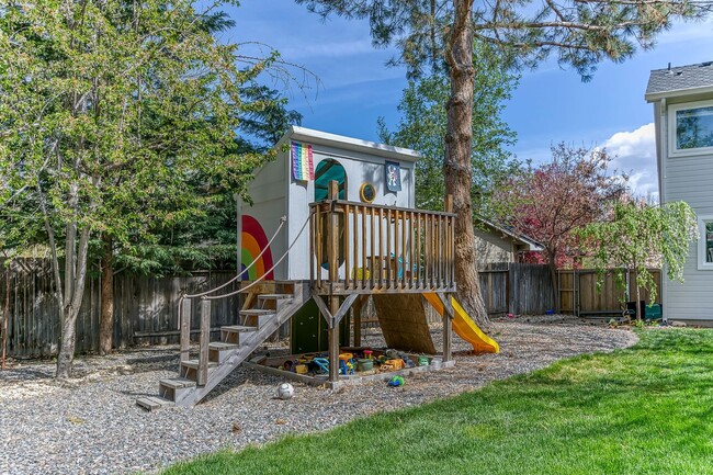 Building Photo - Gorgeous home in SE Boise's Barber Point