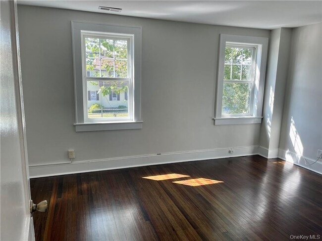 Building Photo - 227-229-229 S Ridge St