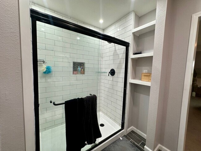 Building Photo - 301 Carmel Valley Way