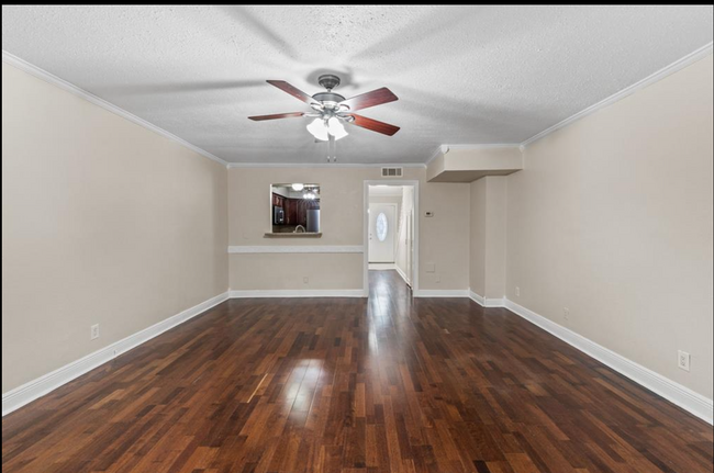 BackDoor: Living Room,Kitchen, Front door - 5239 Arboles Dr