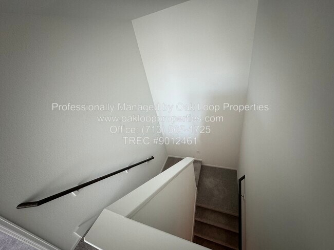 Building Photo - 18635 Gravago Ln